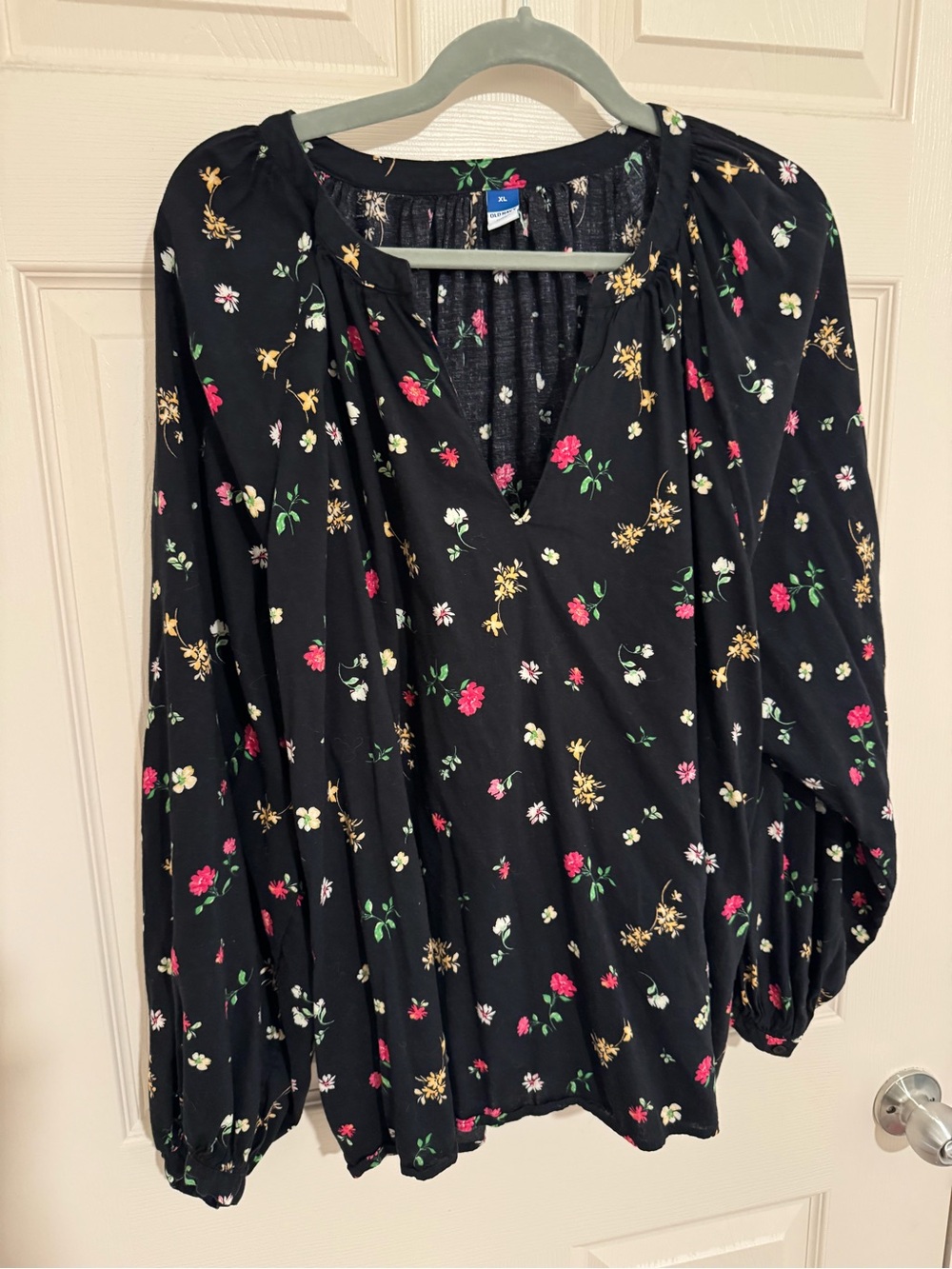 Old Navy Black Floral Peasant Top